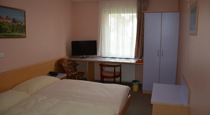 Отель Hotel Hessengüetli
