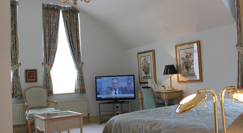 Отель The Beaumont Hotel