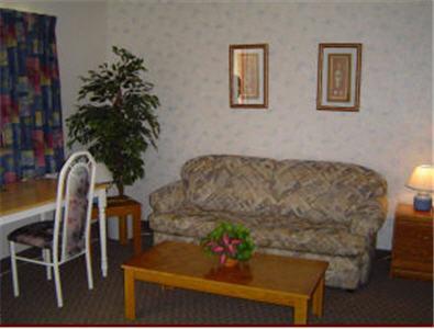 Отель Carravalla Inn