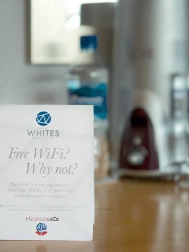 Отель De Vere Venues Whites