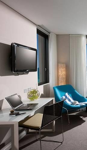 Отель Novotel Newcastle Beach (formerly The Sebel Newcastle Beach)