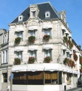 Отель Hôtel Restaurant Des Remparts