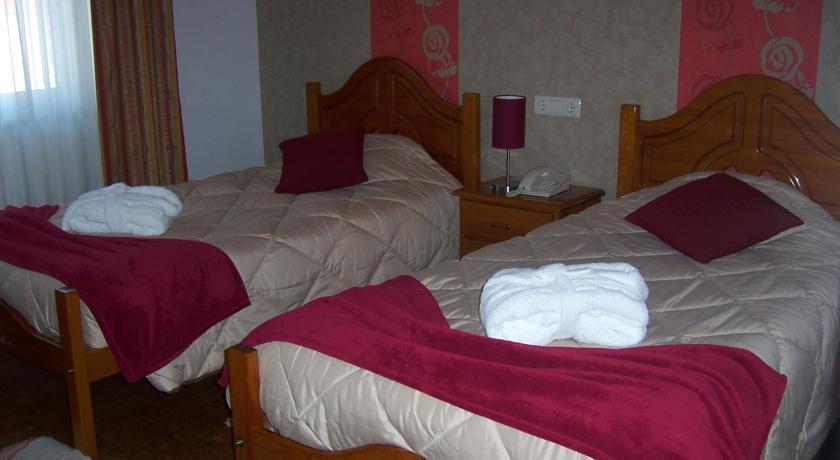 Отель Hotel Santa Apolonia