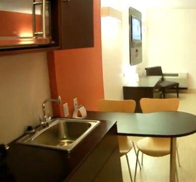 Отель Motel 6 Kingston Ontario