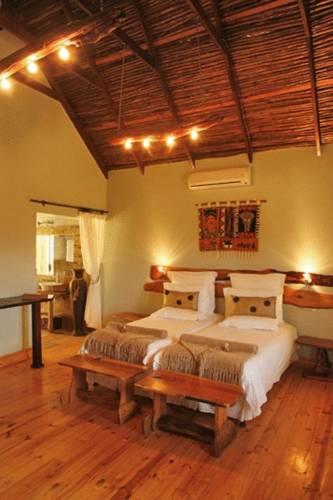 Отель Addo Dung Beetle Guest Farm