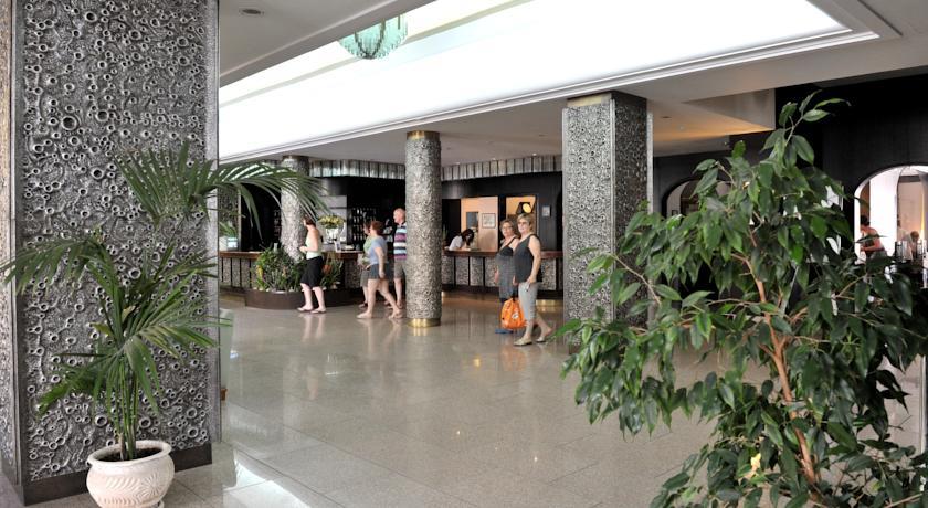 Отель Hotel Pietra di Luna