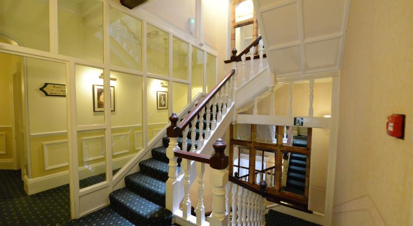 Отель Burlington Hotel