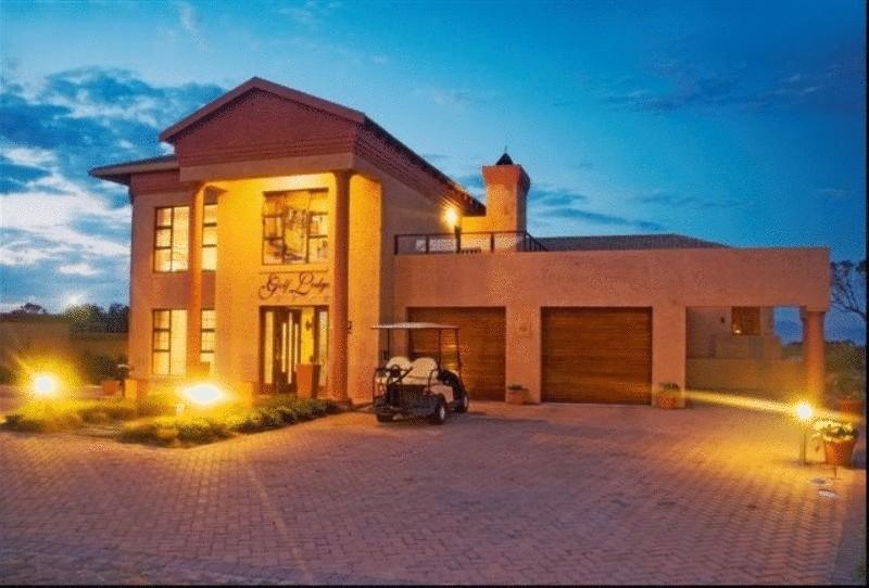 Мини-отель Mossel Bay Golf Lodge
