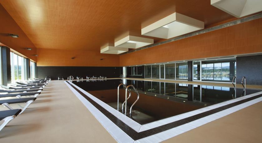 Отель Hotel Casino Chaves
