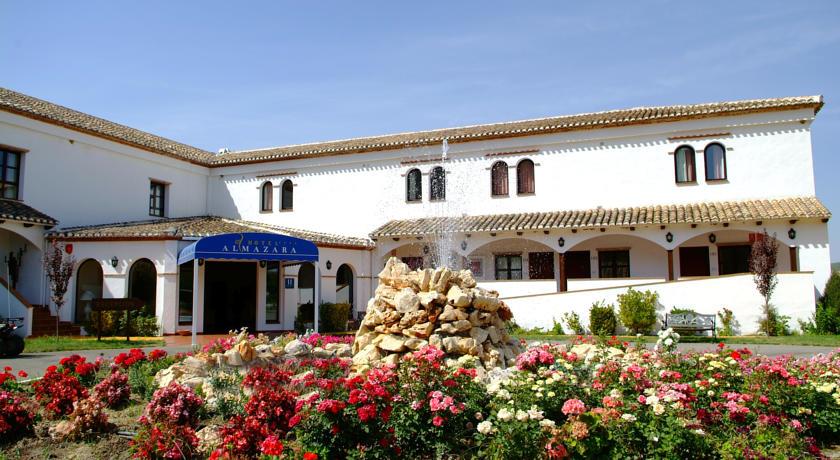 Отель Almazara