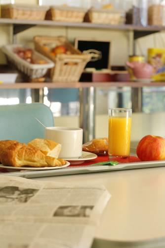 Отель P'tit Dej-Hotel Rennes