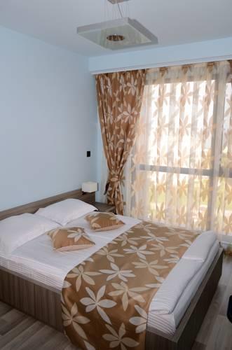 Отель Iva Resort