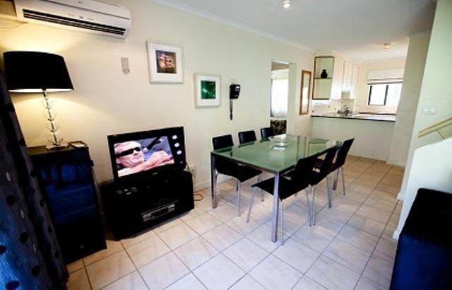 Апартаменты Tropical Reef Apartments