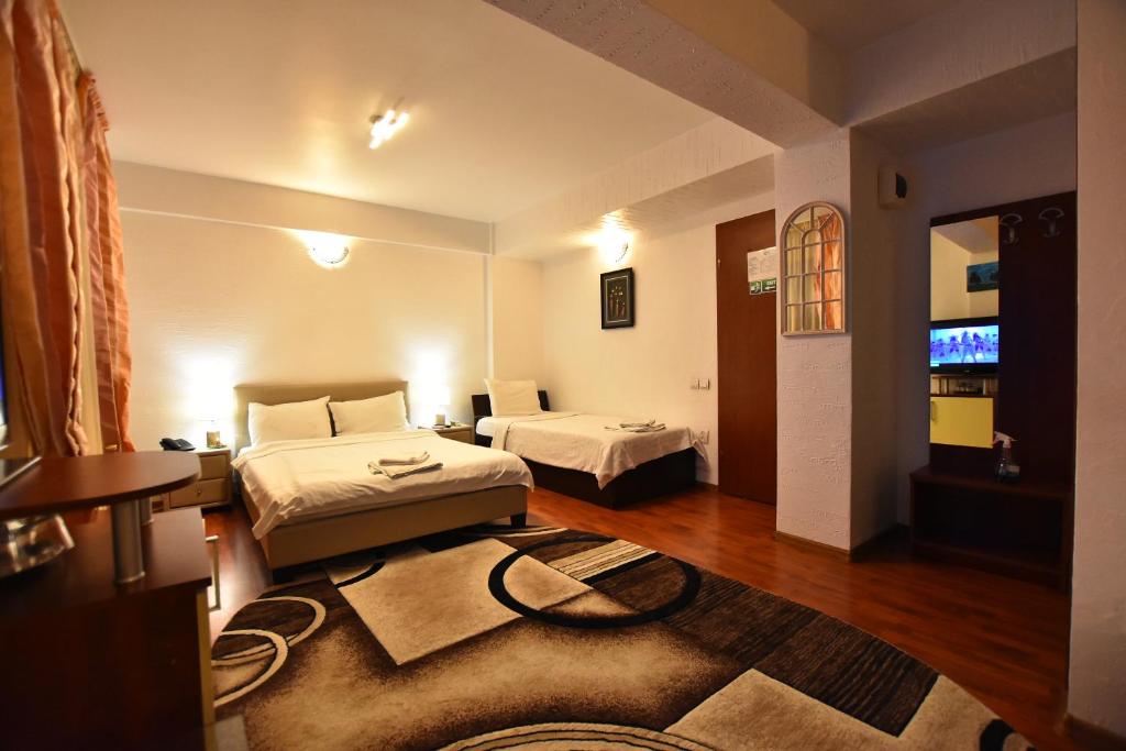 Отель Hotel Euphoria