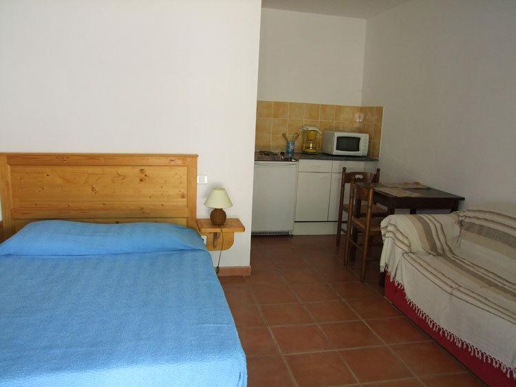 Апартаменты Motel Le Clos De La Cerisaie