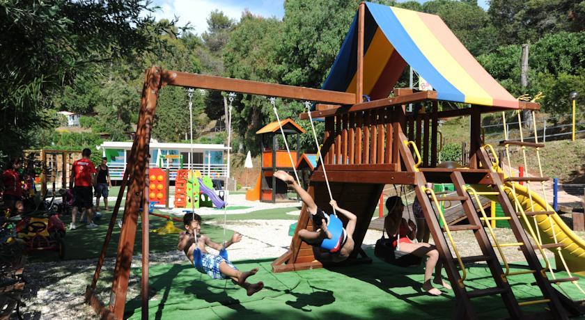 Отель Camping Village Rosselba Le Palme