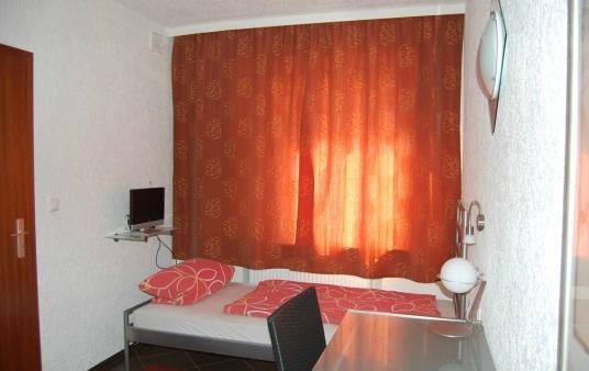 Отель Hotel Frohnhauser Hof
