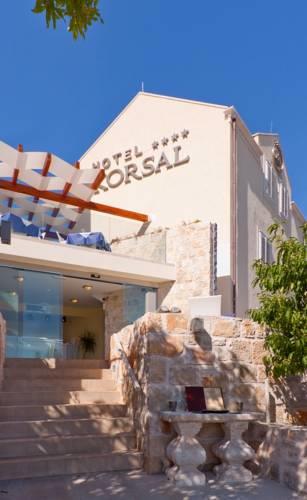 Отель Hotel Korsal