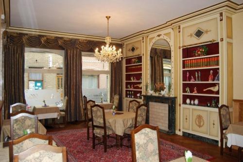 Отель Alliance Hotel Ieper Centrum