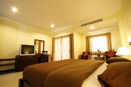 Отель Kamala Beachfront Apartment