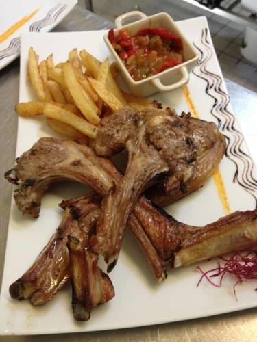 Отель Le Tournedos