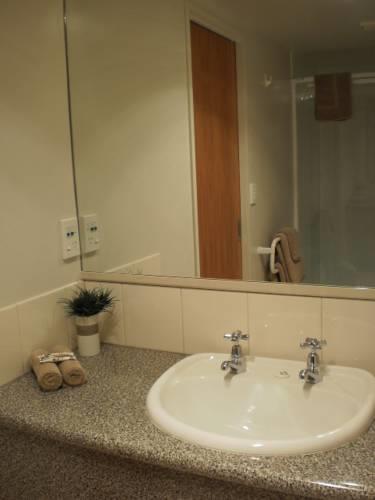 Отель Bella Vista Motel Lake Wanaka
