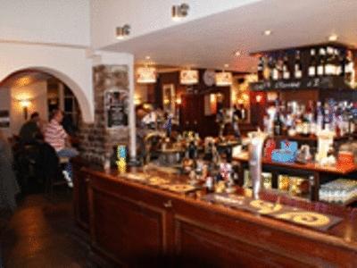 Отель Greyhound Hotel