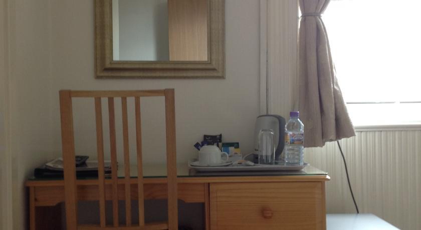 Гостевой дом Hazeldene Guest House