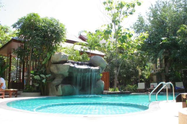 Отель Thai Palace Resort