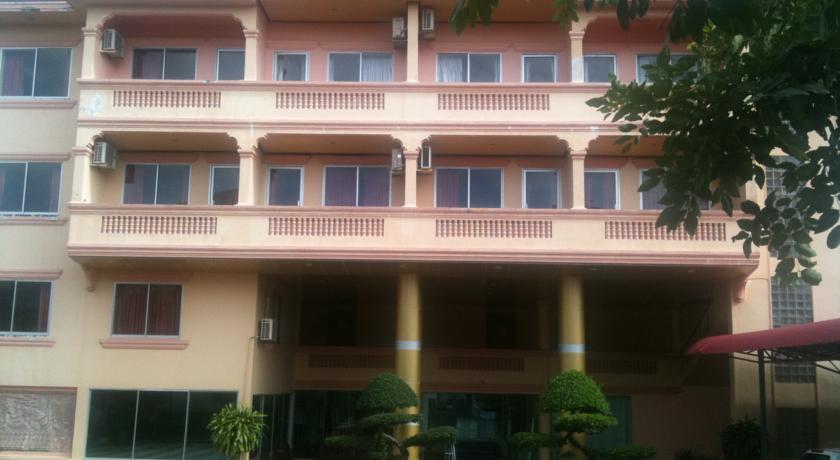 Chhne Chulsa Hotel