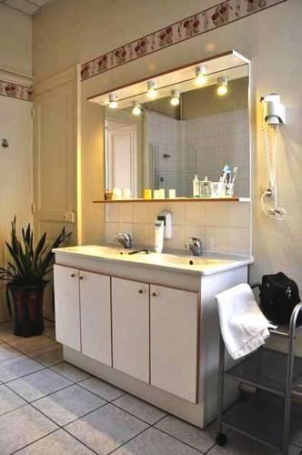 Отель Citotel Levasseur