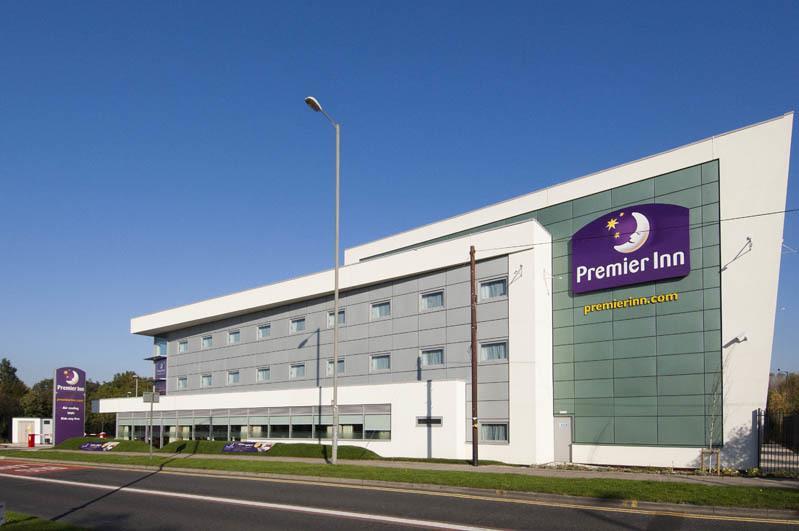 Отель Premier Inn Liverpool John Lennon Airport