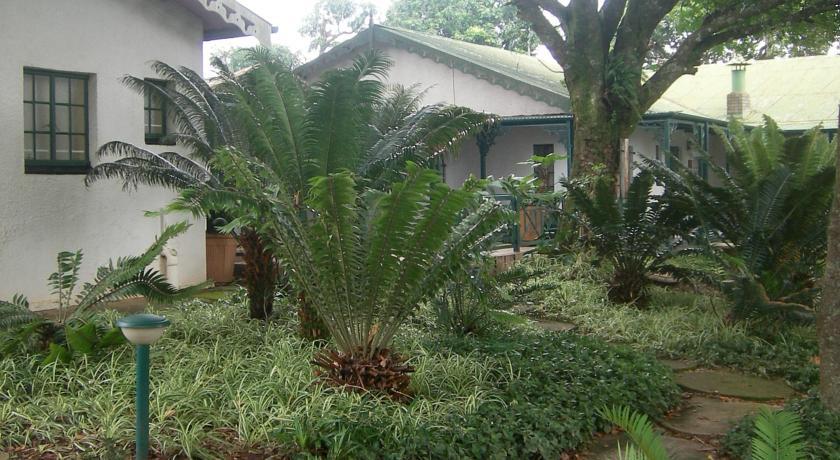 Отель Sherwood's Country House