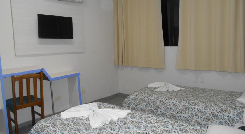 Отель Titão Plaza Hotel
