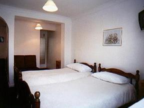 Отель Halcyon Quest Hotel