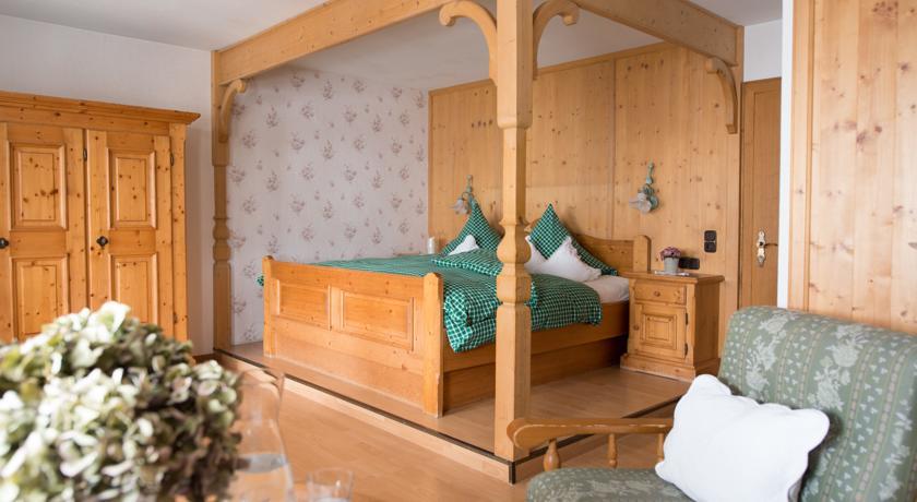 Отель Alpahotel Walser Stuba