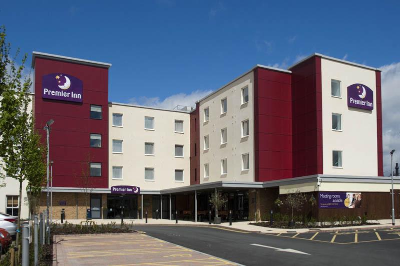 Отель Premier Inn Bristol Cribbs Causeway