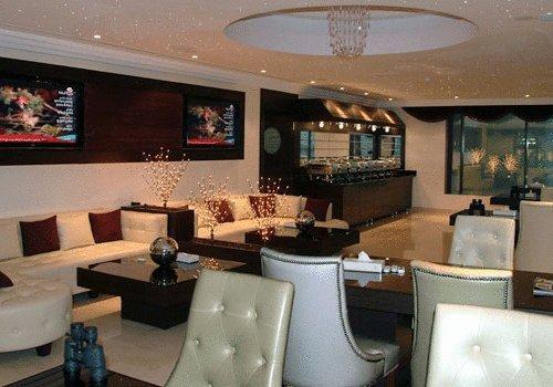 Отель Mirage Suites Hotel