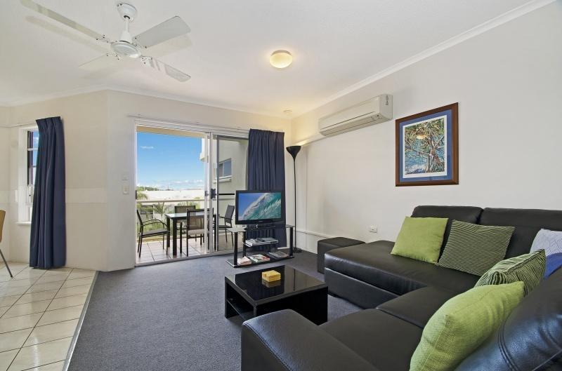 Апартаменты The Burlington Holiday Apartments