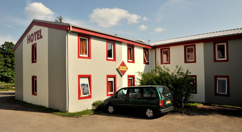 Отель Hôtel Balladins Rambouillet