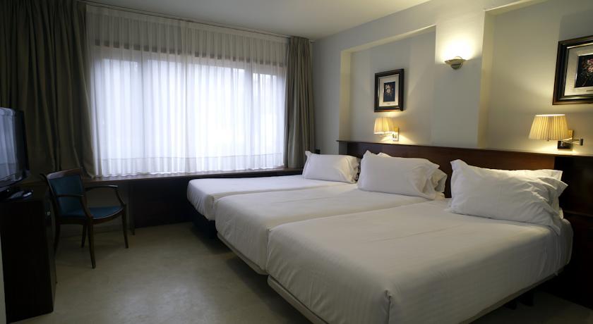 Отель Gran Hotel Rey Don Jaime