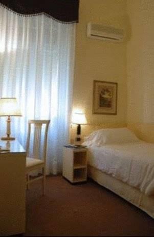 Отель Hotel Tigullio Et De Milan