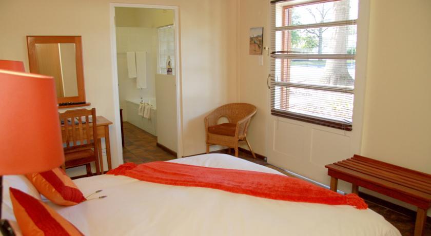 Гостевой дом Aan de Oever Guesthouse