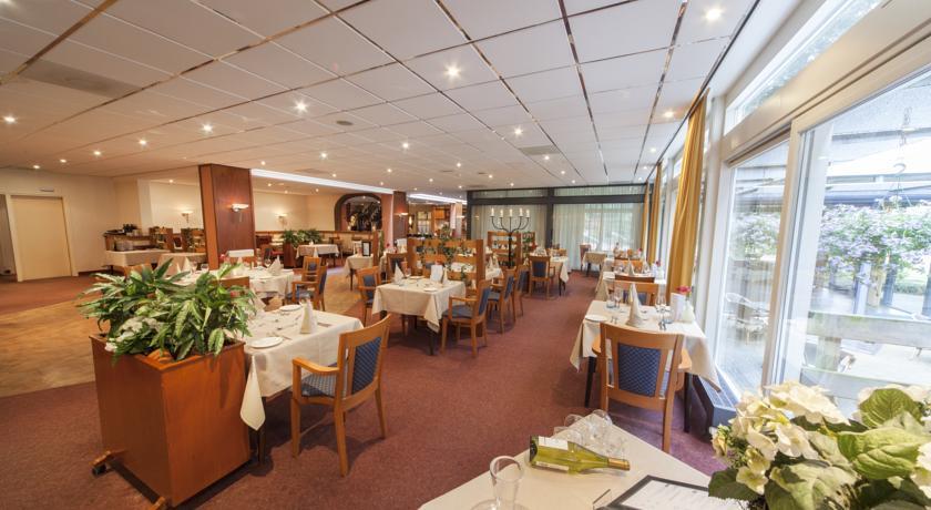 Отель Fletcher Hotel Restaurant Paasberg