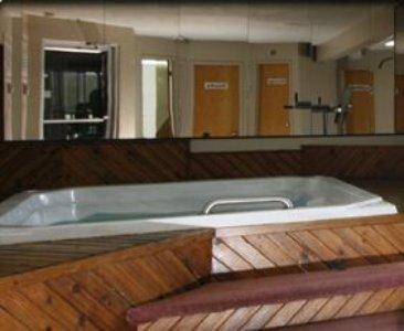 Отель Balmoral Motel Hotel