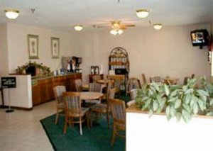 Отель Quality Inn & Suites