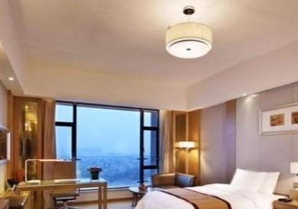 Отель Sovereign Hotel Zhanjiang