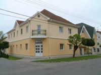 Hotel Nóra