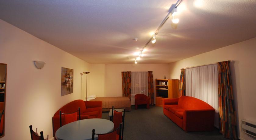 Отель Alexis Motor Lodge
