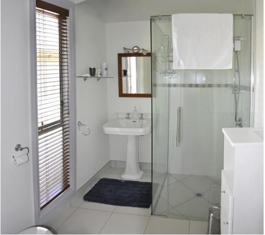 Мини-отель Villa Heights Bed and Breakfast